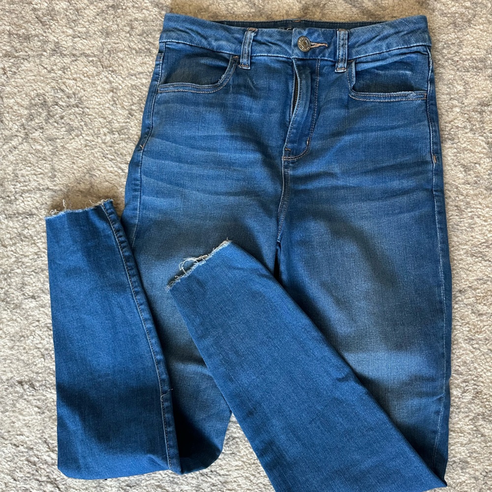 American eagle jeans, barely worn!